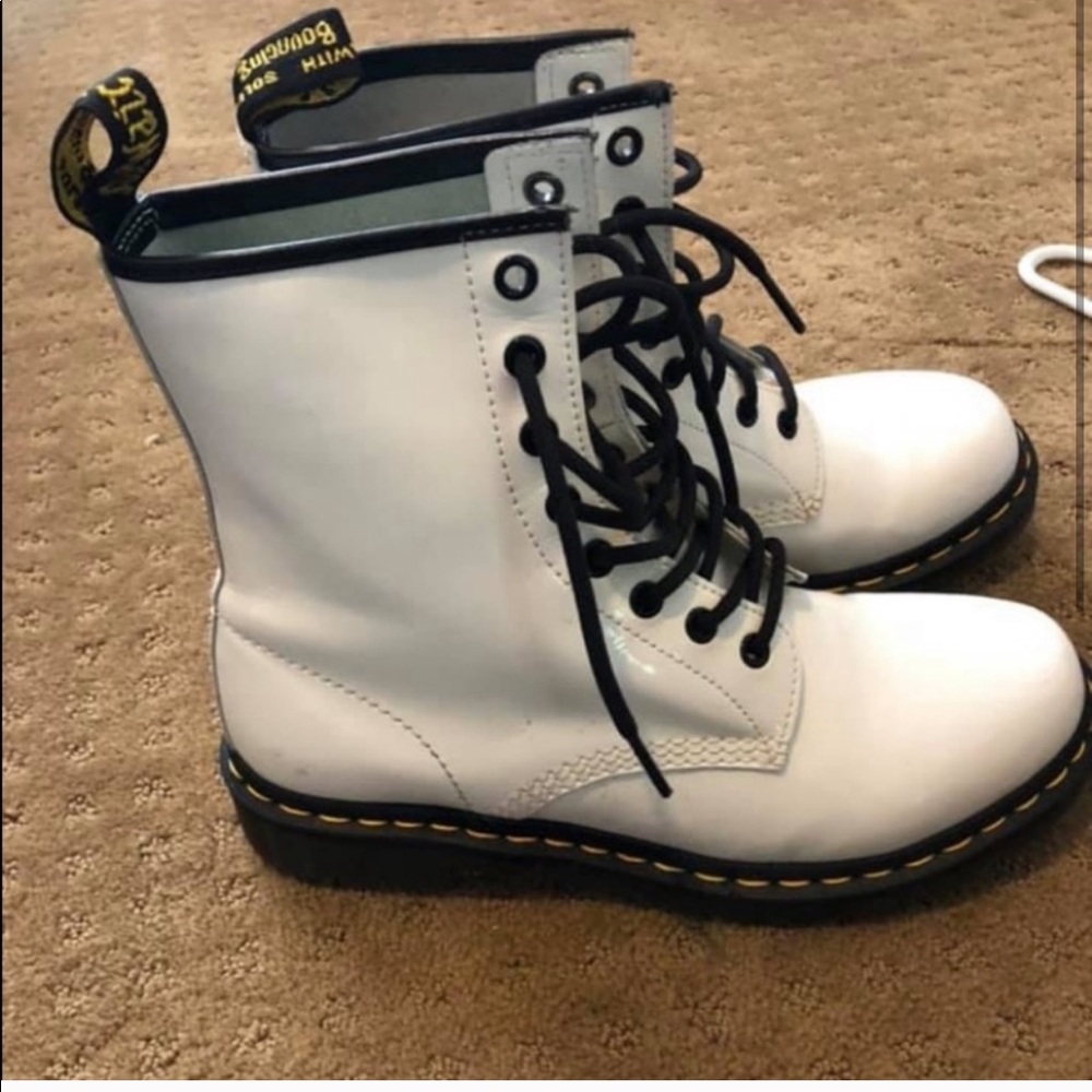Dr martins white